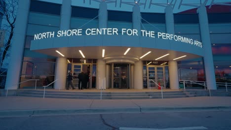 Group-of-people-entering-North-Shore-Center-for-the-Performing-Arts-in-Skokie