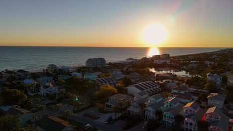 Panama-City-Beach-During-Sunset-In-Florida,-USA