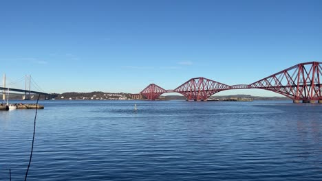 Blick-Auf-Die-Forth-Road-Brücken-In-Schottland,-UNESCO-Welterbe