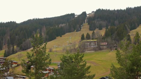 Chairlift-Over-Ski-Resort-During-Early-Winter-In-Les-Gets,-France