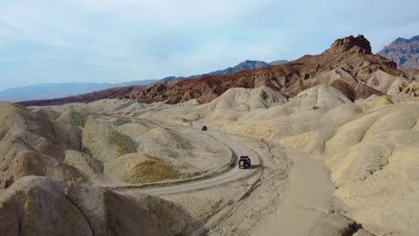 Driving-Over-Dirt-Road-In-Mojave-Desert-And-Death-Valley-National-Park,-California,-United-States