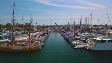 Yachts-And-Sailboats-Moored-At-Marina-Village,-Guest-Dock-In-Mission-Bay,-San-Diego,-California
