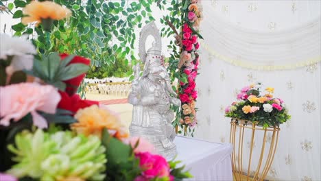 silver-god-Ganesh-idol-decoration-view