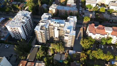 Techos-De-Edificios-En-La-Comuna-De-Florida,-Región-Metropolitana,-País-Chile.