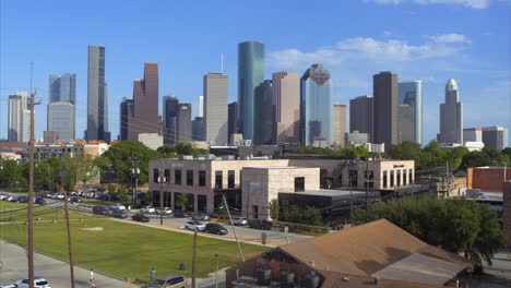Drone-shot-of-downtown-Houston,-Texas-and-surrounding-area