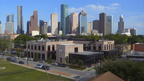 Drone-shot-of-downtown-Houston,-Texas-and-surrounding-area