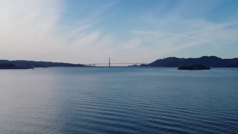 Aerial-Slow-Zoom-In-Shot-of-the-Ocean-Around-Treasure-Island