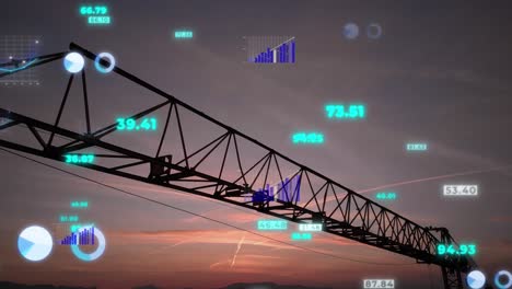 Grúa-De-Construcción-Al-Atardecer-Primer-Plano-Aéreo