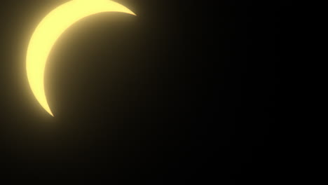 Eclipse-Solar-Parcial-En-Forma-De-Media-Luna