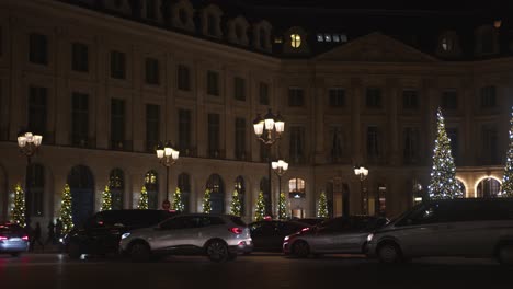 Hotel-De-Lujo-En-El-Centro-De-París-Durante-Las-Vacaciones-De-Navidad