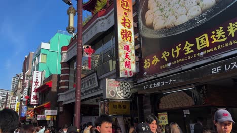 Busy-places-in-the-city-of-Yokohama,-Kanagawa-Prefecture,-Japan