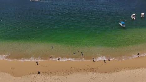 Huatulco-bays,-Cacaluta-bay-with-its-emerald-green-waters