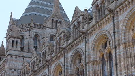 Close-up-of-exterior-facade-of-London-Natural-history-museum-building