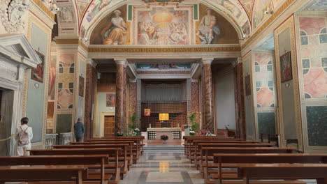 Kapelle-Sancta-Sanctorum-Im-Päpstlichen-Heiligtum-Der-Heiligen-Treppe