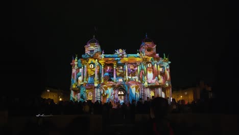 Festival-De-Las-Luces-De-Zagreb,-Teatro-Nacional-Croata-En-Llamas