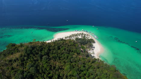 Bamboo-tropical-island-in-South-Thailand