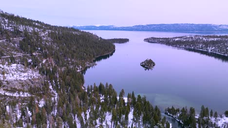 Aerial-view-of-Emerald-Bay-scenic-view-on-Lake-Tahoe,-California