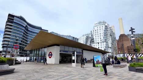 The-entrance-to-the-Battersea-Power-Station-Underground,-London,-captures-the-concept-of-urban-infrastructure-and-metropolitan-connectivity