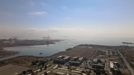 Drone-overlooks-cloudy-San-Francisco-Bay-in-Bayview-neighborhood