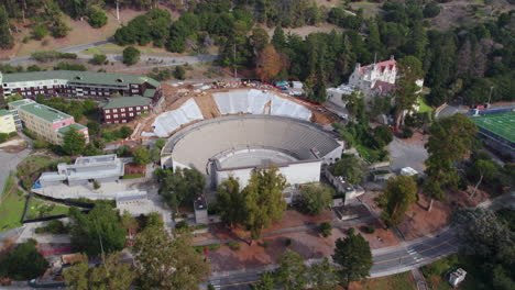 Teatro-Griego,-Universidad-De-California-Berkeley-Usa,-Vista-Aérea-Del-Lugar-Al-Aire-Libre