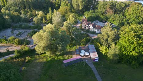 Berlin-Sommer-Verlassener-Vergnügungspark