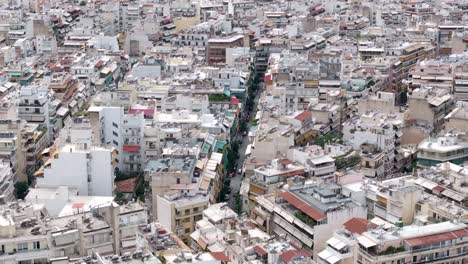 Athen-Luftaufnahme-Der-Stadt-An-Einem-Bewölkten-Tag,-Draufsicht-Quadratische-Stadtplanung