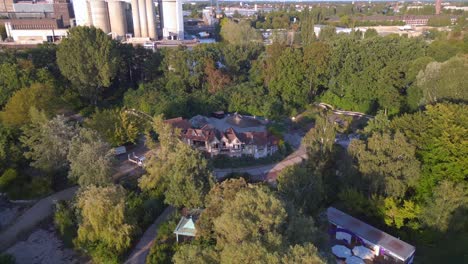 Berlín-El-Verano-Abandonado-Parque-De-Atracciones