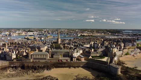 Aerial-4K-Drone-footage-over-Saint-Malo,-Brittany,-France