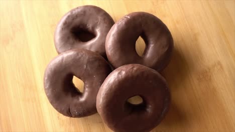 Donuts-In-4k-Video-Als-Hintergrund-06