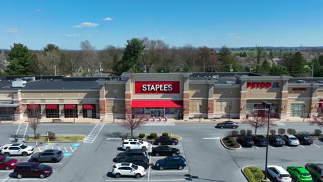 Aerial-approaching-shot-Staples-Retail-chain-for-branded-electronics-and-printing-services-as-well-as-office-supplies-and-office-furnishings