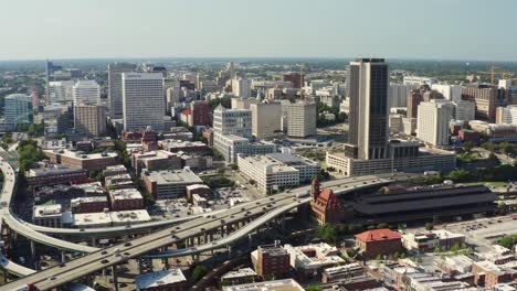 Aerial-view-of-complex-highways-and-bridges-Richmond,-Virginia-USA-4k-Drone-shot