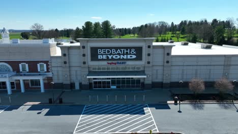 Aerial-approaching-shot-of-Bed-Bath-and-Beyond-Shop-in-american-town