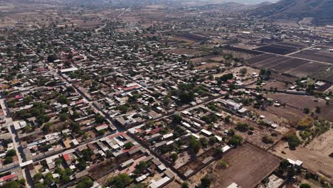 Drone-captures-the-Central-Valleys-of-Oaxaca,-Mexico