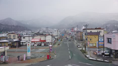 Toma-Estática-De-Establecimiento-De-Una-Ciudad-Invernal-En-Japón.
