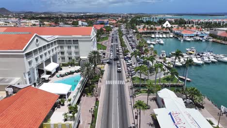 El-Centro-De-La-Ciudad-De-Oranjestad-En-El-Caribe,-Países-Bajos,-Aruba.