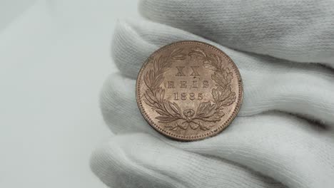 Alte-Münzen.-Portugiesische-Kupfermünze-40
