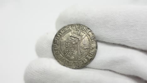 Alte-Münzen.-Portugiesische-Silbermünze-25