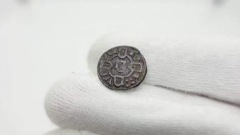 Old-Coins.-Portuguese-Copper-Coin-52