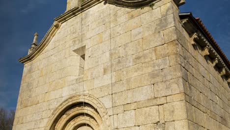 Santo-André-de-Piñeira-Seca-Church-Corner,-Xinzo-de-Limia,-Spain