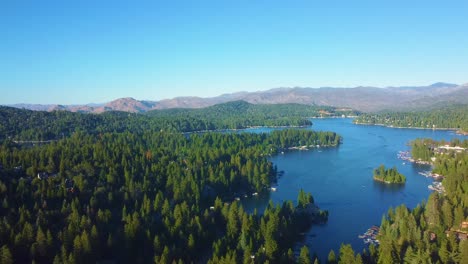 The-Alps-of-Southern-California,-Lake-Arrowhead-In-San-Bernadino-National-Forest,-United-States