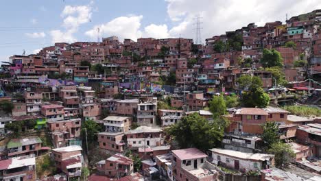 Vibrant-hillside:-Medellin's-Comuna-13's-colorful-community