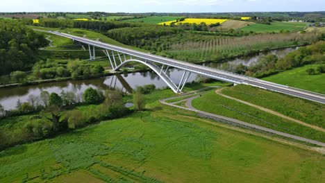 Viaduct-over-Mayenne-river-in-Chateau-Gontier-countryside,-France