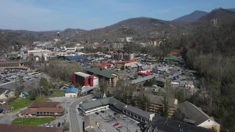 Aerial-view-of-Gatlinburg,-Tennessee-during-a-sunny-spring-day