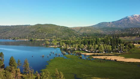 Panorama-Of-Lake-Hemet-With-Lush-Surroundings-In-Riverside-County,-California