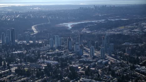 Luftaufnahme-Des-Stadtgebiets-Von-Vancouver-Mit-Vororten-Und-Wolkenkratzern