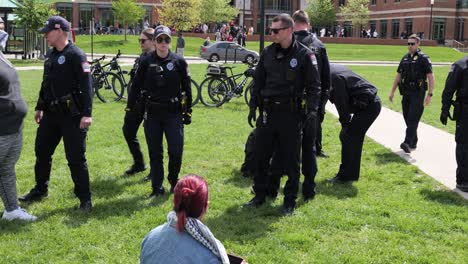 Estudiante-De-La-Universidad-Estatal-De-Ohio-Arrestado-En-Protestas-En-Gaza,-La-Policía-Del-Campus-Detiene-A-Una-Estudiante