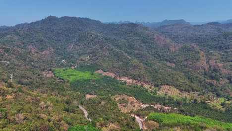 Khoe-Laem-Nationalpark-In-Songklaburi-In-Thailand