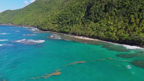 Playa-Ermitaño-Wie-Ein-Paradies-In-Samana,-Dominikanische-Republik