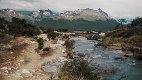 Rocky-Stream-Along-The-Hiking-Trail-To-Laguna-Esmeralda-In-Ushuaia,-Tierra-del-Fuego,-Argentina