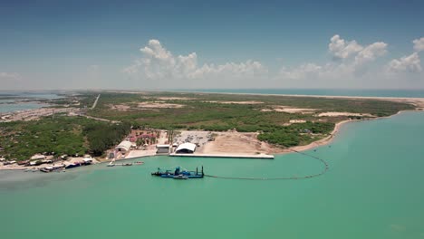 Bird's-eye-view-of-a-massive-sand-drainage-plant-in-Matamoros,-Tamaulipas,-Mexico